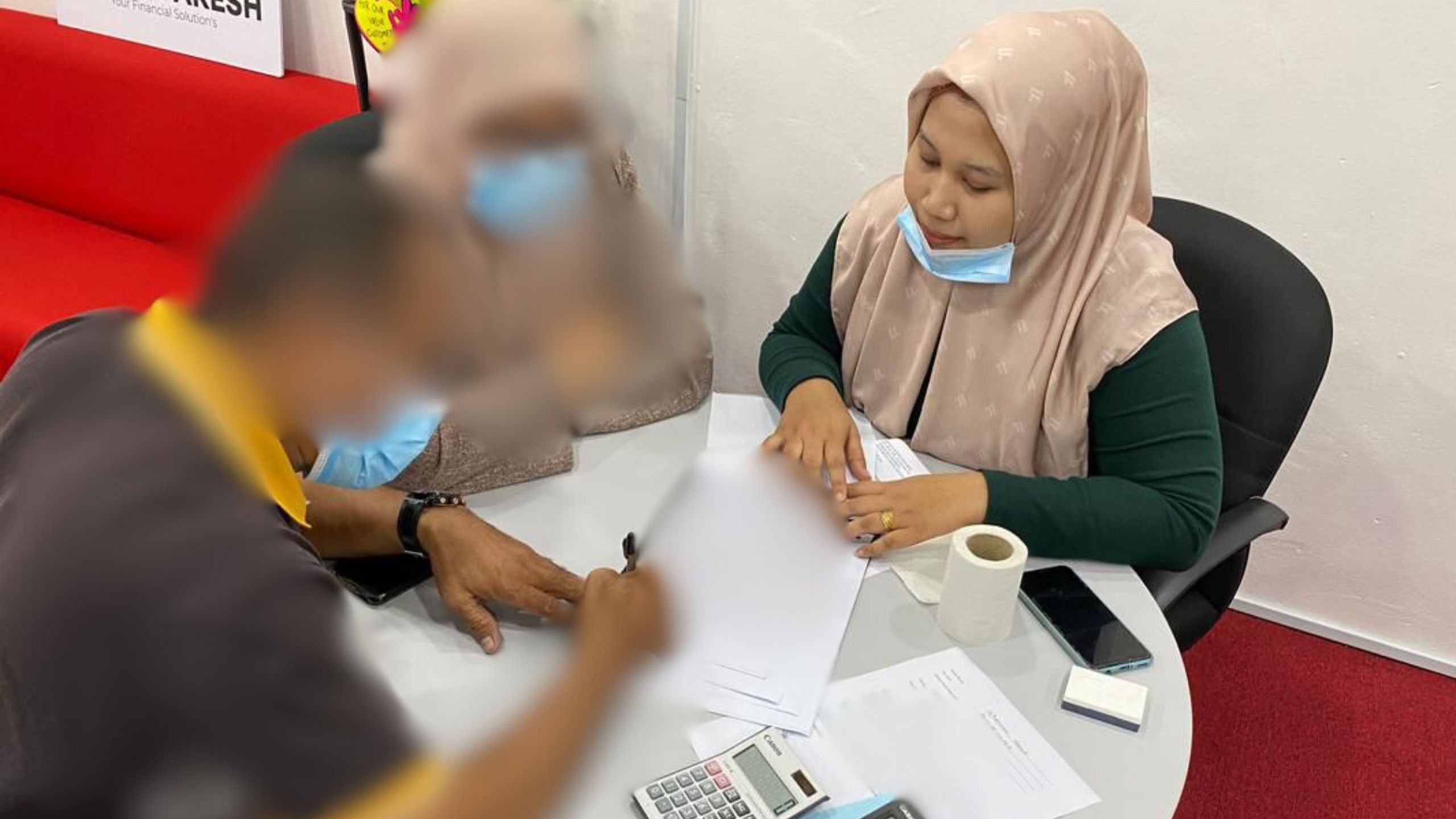 black white modern financial content youtube banner (12)