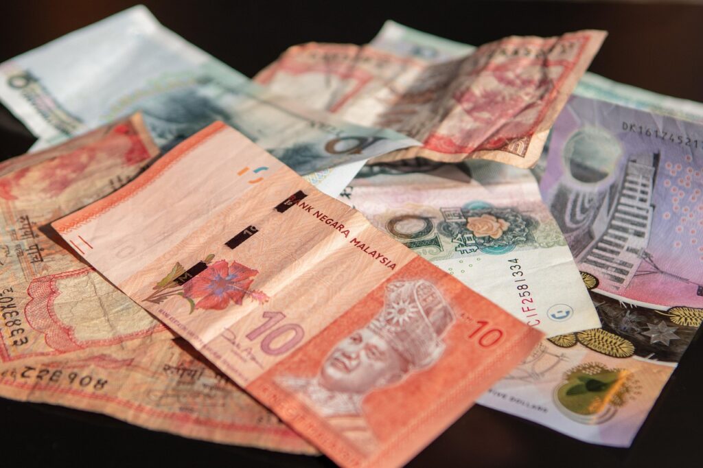 money, currency, notes, international, finance, business, bill, malaysian, ringgit, chinese, yuan, renminbi, australian, dollar, ringgit, ringgit, ringgit, ringgit, ringgit, yuan